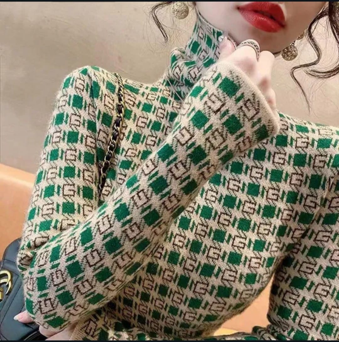 Long Sleeves G Printed Turtleneck Pullover